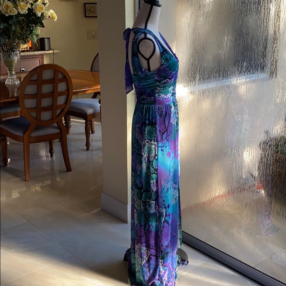 Cache Dress - Picture 4 of 8